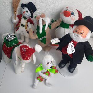Lot of Annalee Christmas Figures- Elephant, Dog, Caroler, Duck, Snowman, Walrus